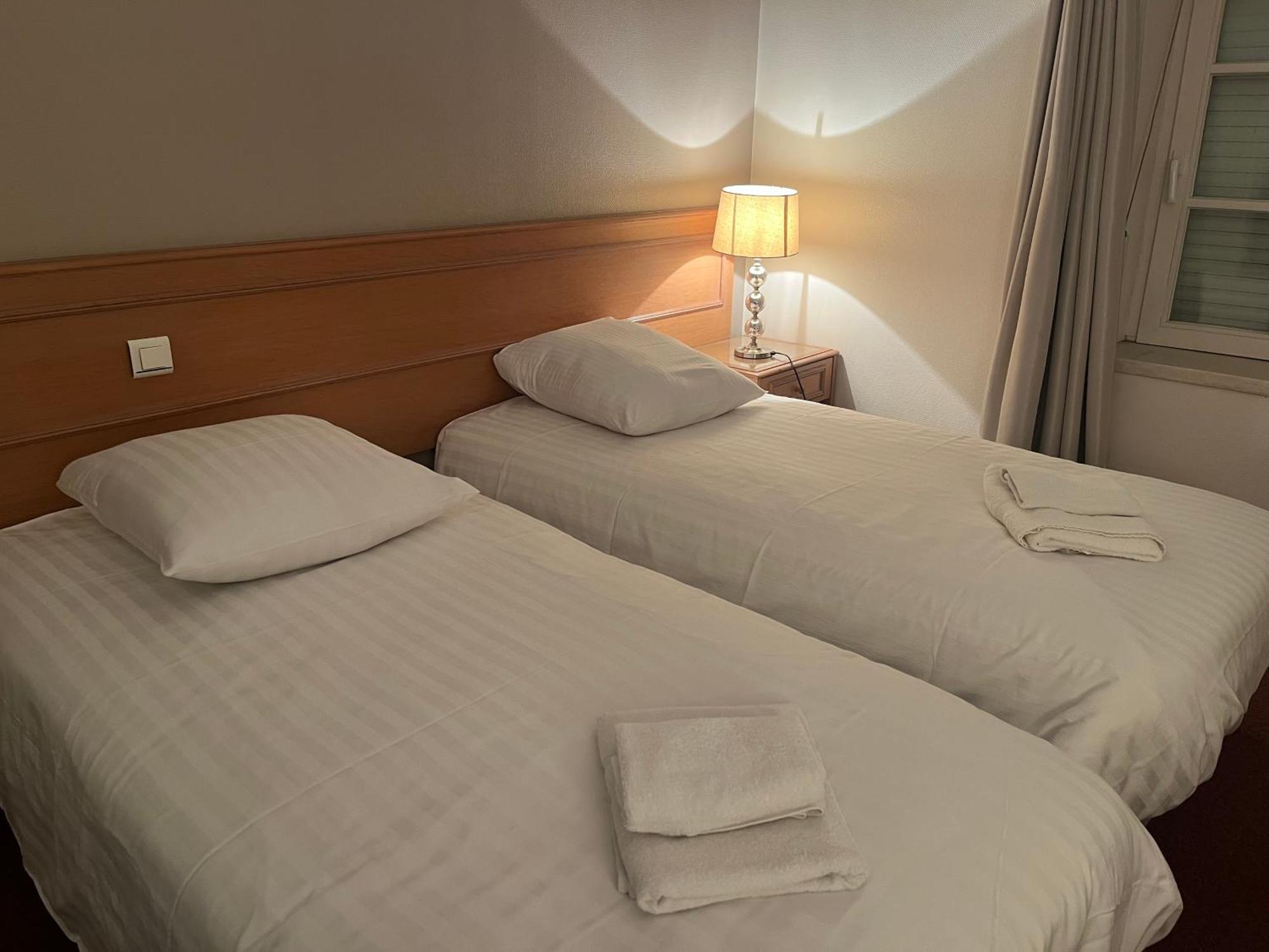 Hôtel Le Roosevelt Givet Extérieur photo